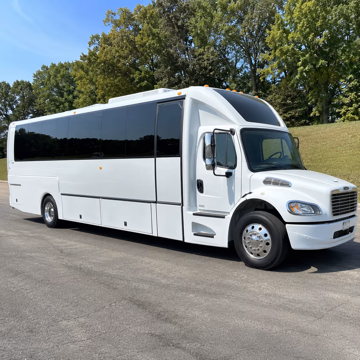 Orlando Birthday, Sweet 16, & Quinceañera Transportation party bus interior