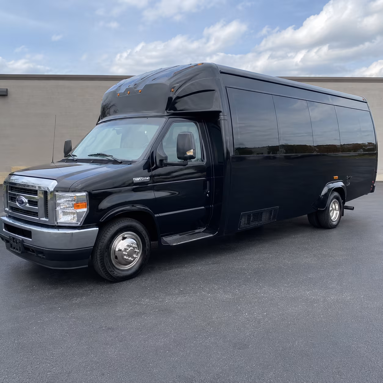 Orlando Winery Tour & Pub Crawl Transportation party bus exterior