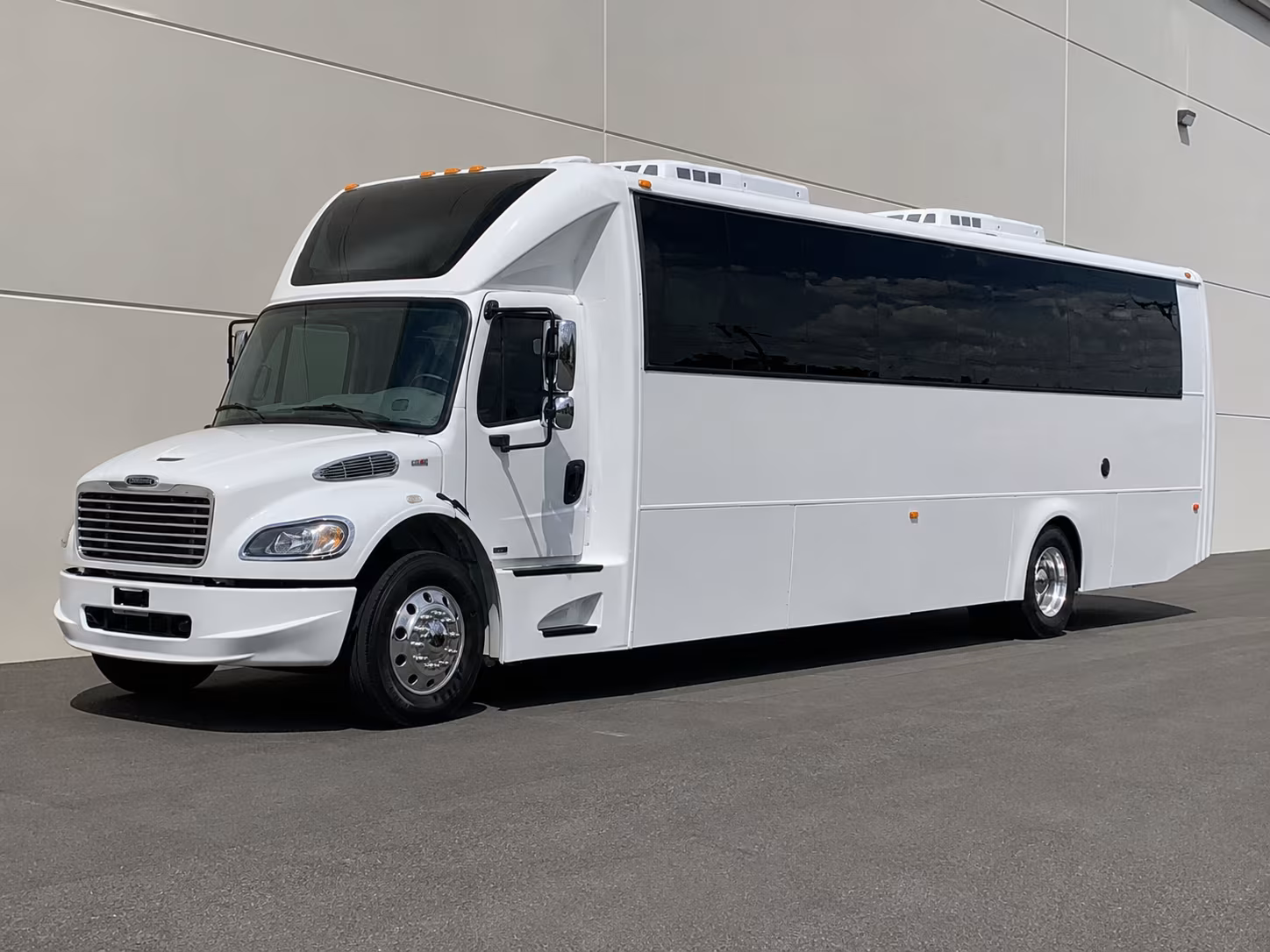 Orlando Winery Tour & Pub Crawl Transportation party bus exterior